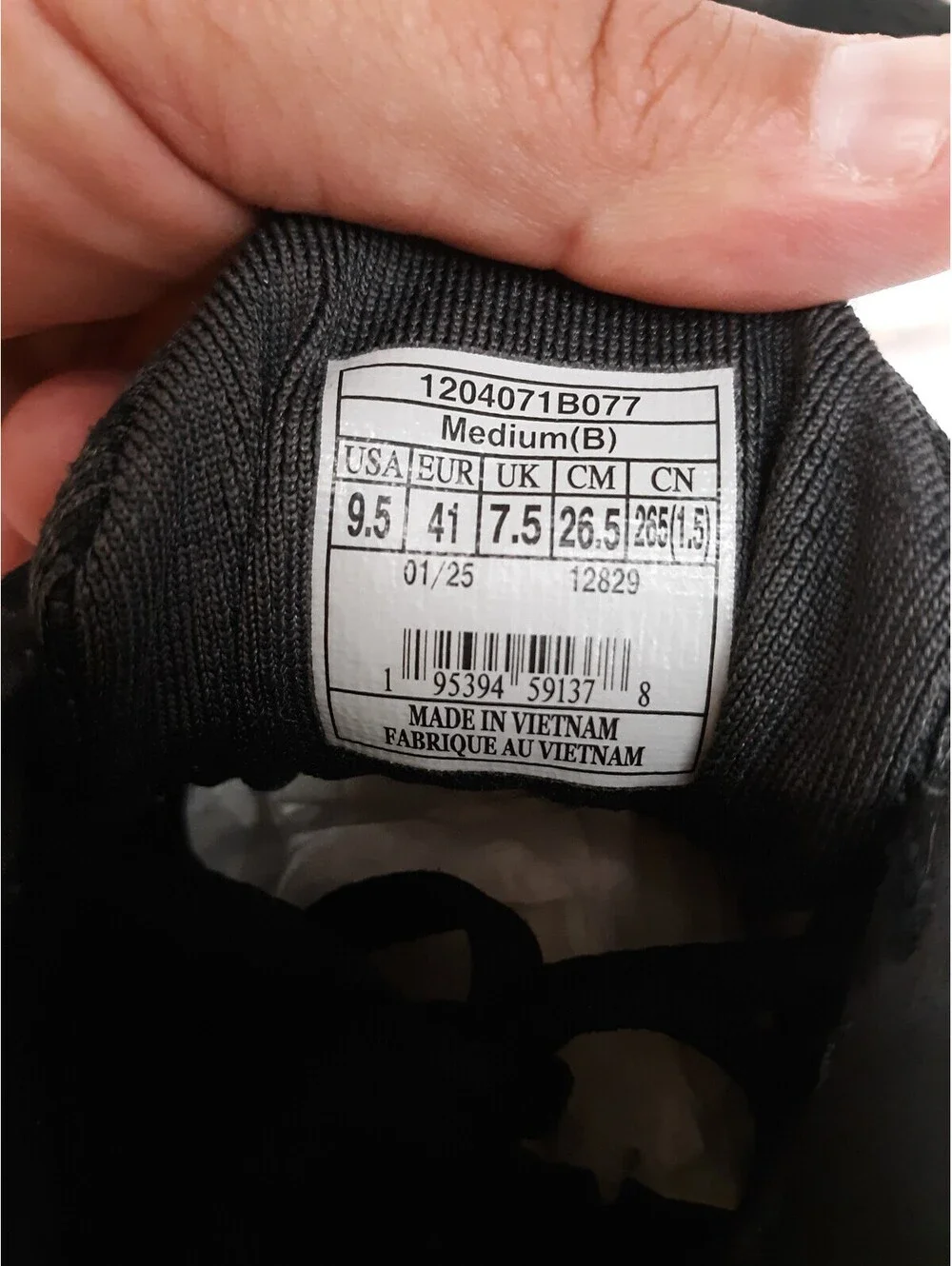 Brooks Men Ghost 16 1204071B077 Black 9.5 D Running Shoes